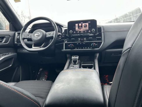 Used 2023 Nissan Pathfinder Rock Creek image 16