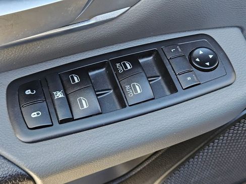 Used 2019 RAM 1500 Big Horn image 14