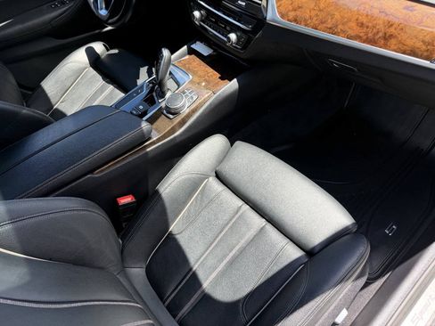 Used 2020 BMW 540i xDrive AWD/4WD image 28
