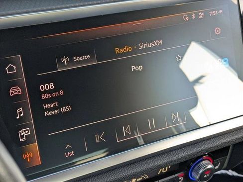 Used 2020 Audi Q3 2.0T Premium Plus w/ Premium Plus Package image 13