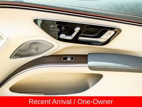 Used 2022 Mercedes-Benz EQS 450+ Sedan image 24