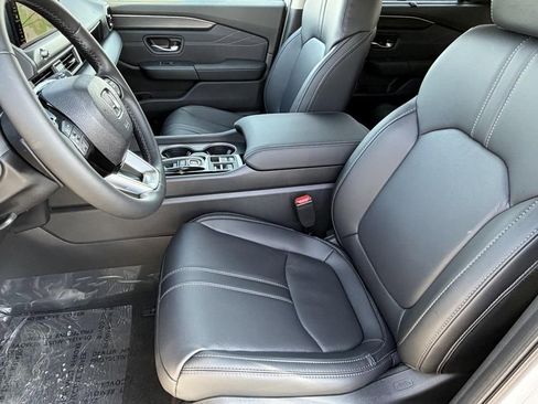 New 2026 Honda Pilot Touring image 13