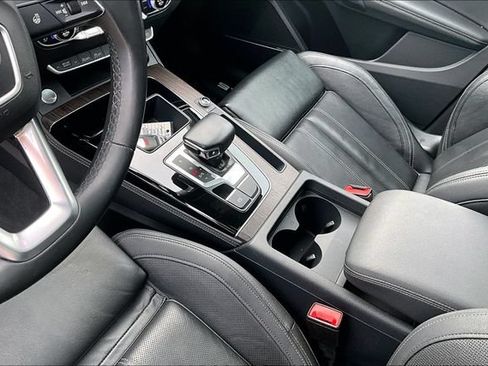 Used 2023 Audi Q5 2.0T Premium Plus w/ Premium Plus Package AWD/4WD image 14