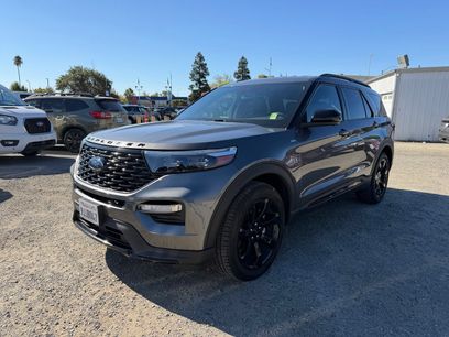 Used 2023 Ford Explorer ST-Line w/ Class IV Trailer Tow Package