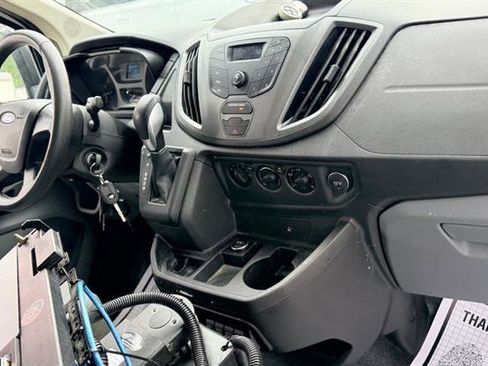 Used 2016 Ford Transit 250 130 Low Roof RWD image 30