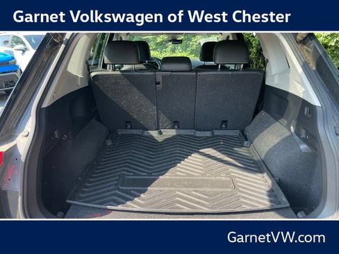 Used 2022 Volkswagen Tiguan SE AWD/4WD image 12