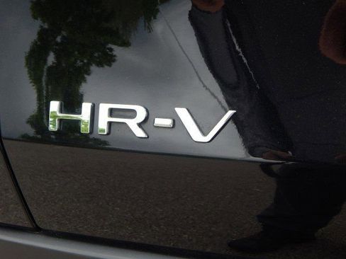 Used 2024 Honda HR-V LX image 6