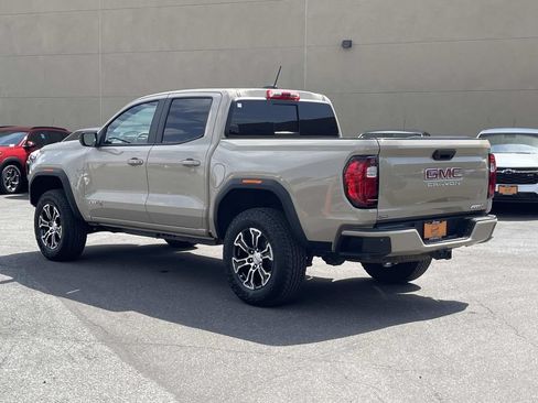 Used 2024 GMC Canyon AT4 AWD/4WD image 4