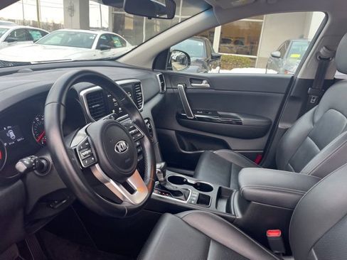 Used 2020 Kia Sportage EX image 35