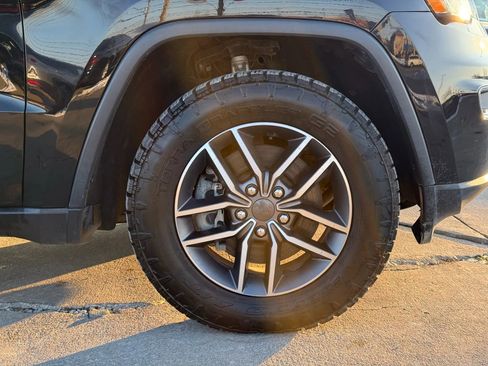 Used 2021 Jeep Grand Cherokee Limited image 51