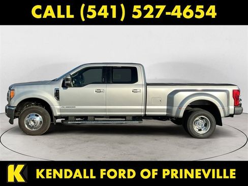 Used 2019 Ford F350 Lariat w/ Lariat Ultimate Package image 2
