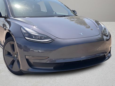 Used 2023 Tesla Model 3 Standard Range RWD image 25