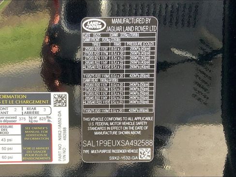 Used 2025 Land Rover Range Rover Sport SE AWD/4WD image 33