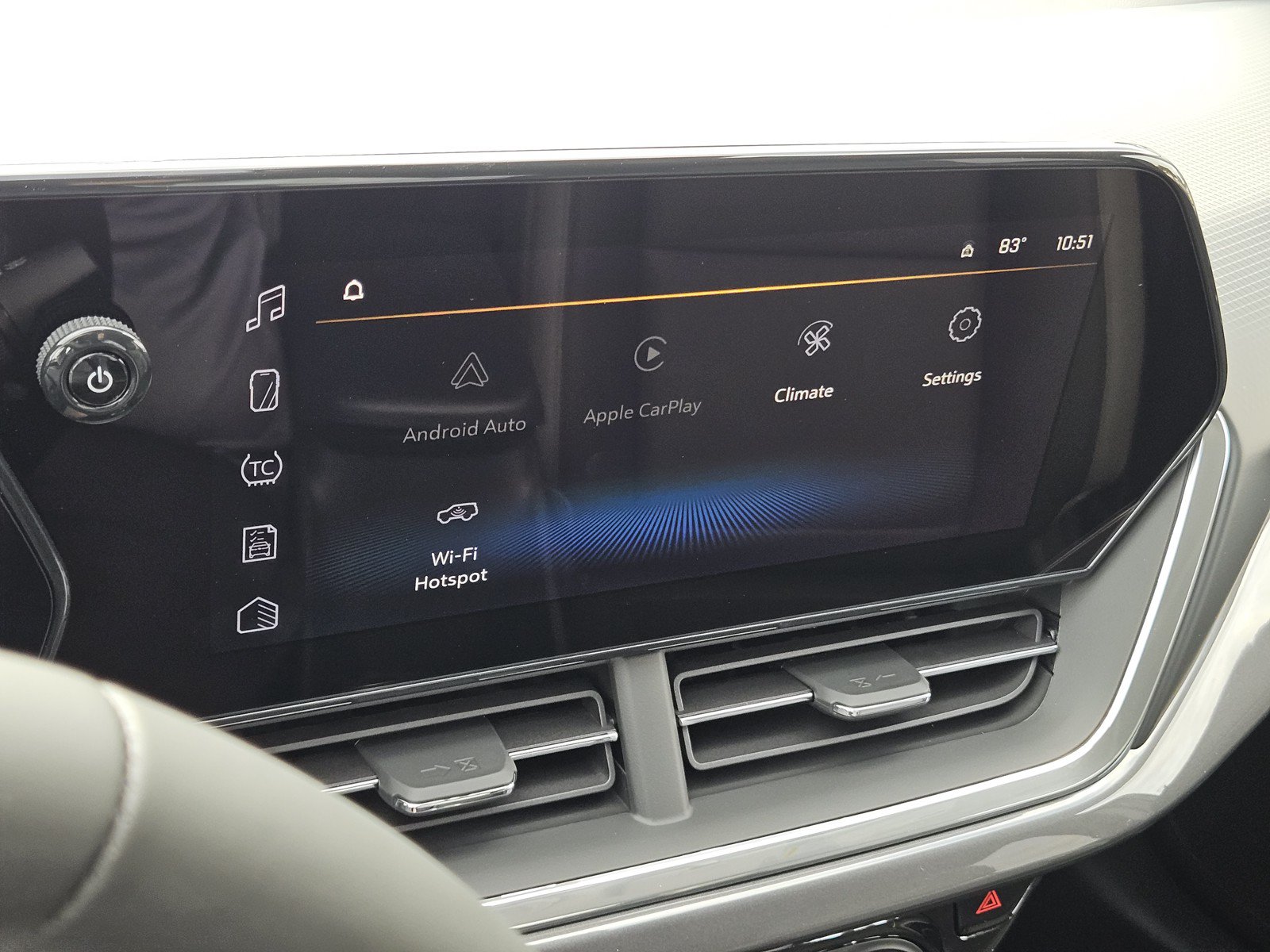 New 2026 Chevrolet Trax ACTIV w/ Driver Confidence Package FWD image 12