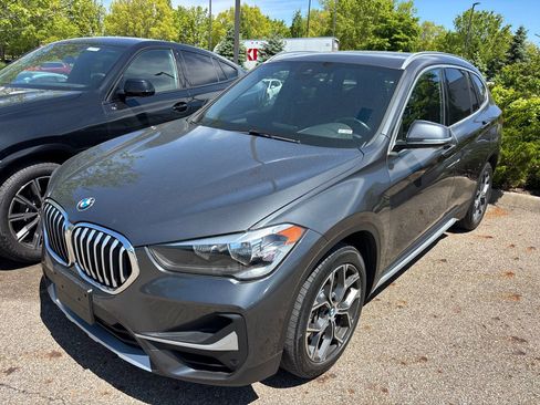 Used 2021 BMW X1 xDrive28i AWD/4WD image 1
