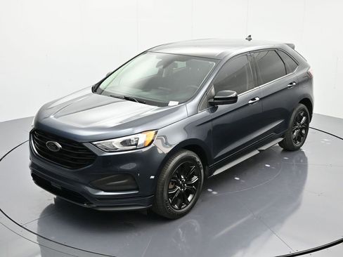 Certified 2022 Ford Edge SE w/ Black Appearance Package image 44