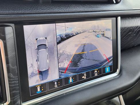 Used 2021 GMC Yukon Denali image 22