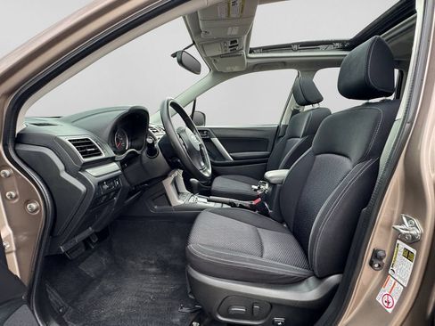 Used 2016 Subaru Forester 2.5i Premium w/ Popular Package #2 AWD/4WD image 18