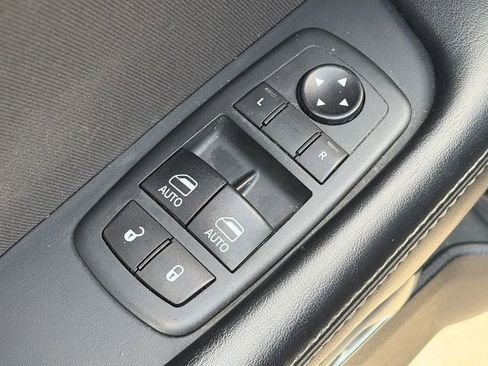 Used 2020 Dodge Challenger SXT w/ Blacktop Package image 14