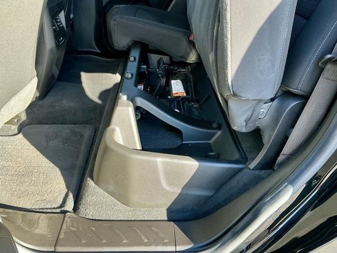 Used 2023 GMC Canyon Elevation w/ Convenience Package image 26