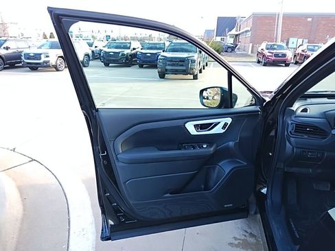 Used 2026 Subaru Forester Touring AWD/4WD image 18