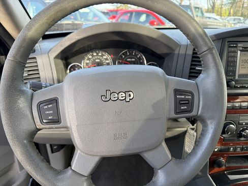 Used 2007 Jeep Grand Cherokee Limited image 15
