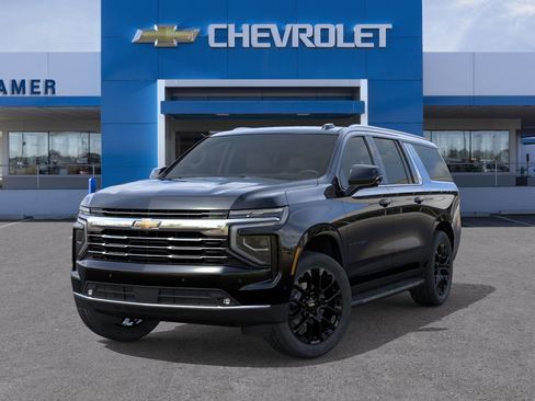 New 2026 Chevrolet Suburban LT AWD/4WD image 32