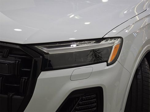 New 2025 Audi Q7 3.0T Premium Plus image 32