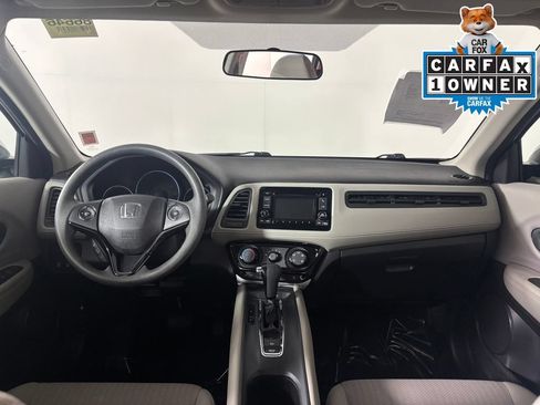 Used 2018 Honda HR-V LX image 14