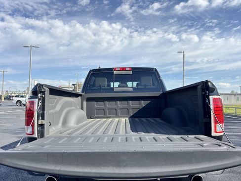 Used 2013 RAM 1500 Laramie w/ Convenience Group image 24