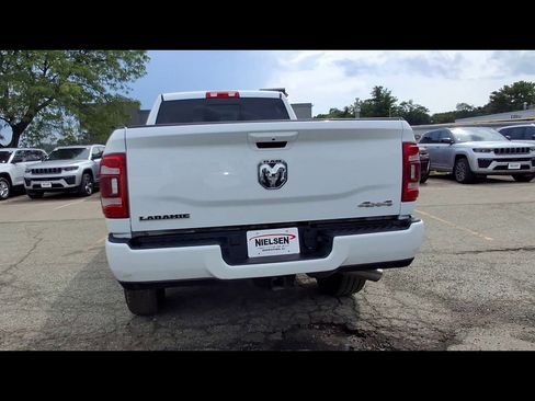 Used 2024 RAM 2500 Laramie w/ Safety Group AWD/4WD image 7