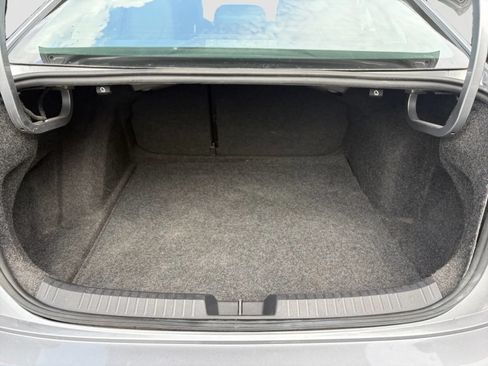 Used 2021 Volkswagen Jetta SE FWD image 16