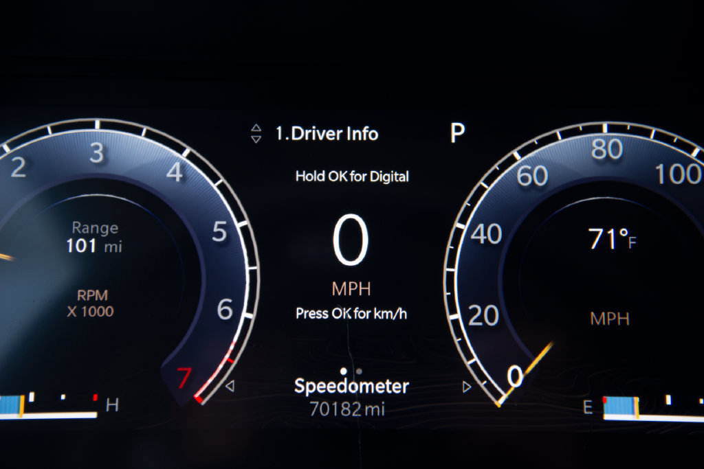 Used 2023 Jeep Grand Cherokee Laredo AWD/4WD image 22