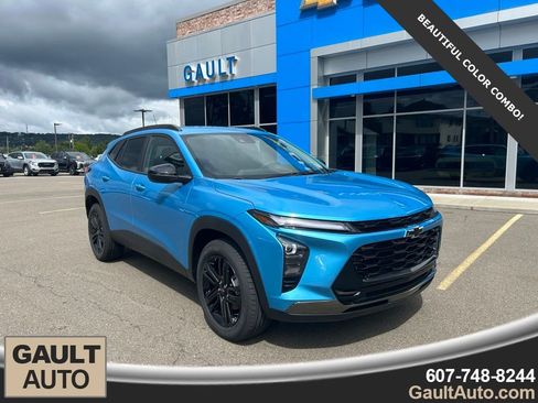 New 2025 Chevrolet Trax ACTIV w/ Driver Confidence Package image 1