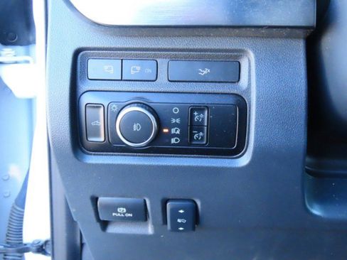 Used 2024 Ford F250 Lariat w/ Chrome Package image 21