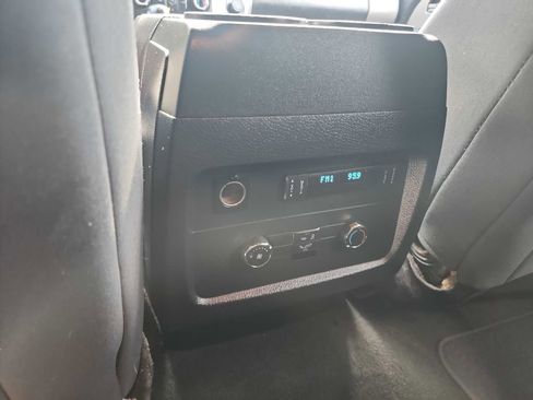 Used 2017 Ford Expedition EL XLT image 28