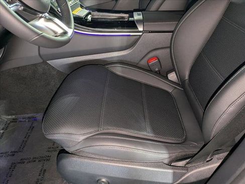 New 2026 Mercedes-Benz GLC 300 image 4