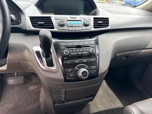 Used 2013 Honda Odyssey Touring image 14