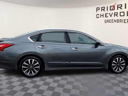 Used 2017 Nissan Altima 2.5 SV FWD image 9