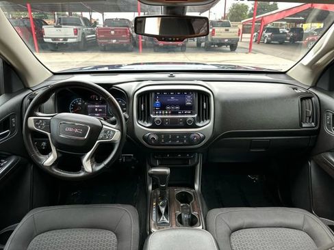 Used 2019 GMC Canyon SLE w/ SLE Convenience Package image 17
