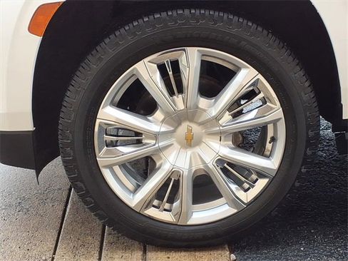 Used 2021 Chevrolet Tahoe High Country w/ Premium Package image 10