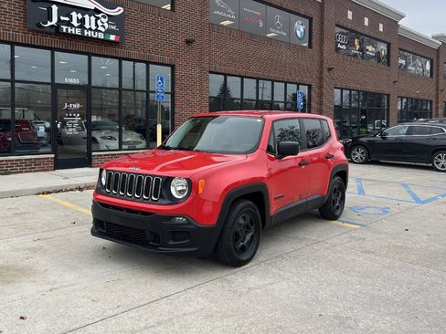 Used 2015 Jeep Renegade Sport w/ Power & Air Group image 2
