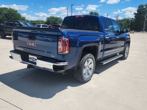 Used 2018 GMC Sierra 1500 SLT AWD/4WD image 5