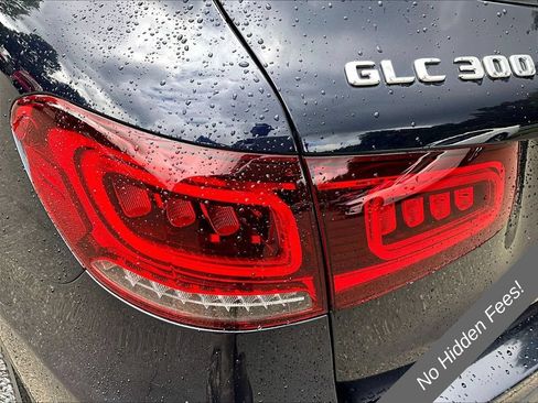 Used 2022 Mercedes-Benz GLC 300 4MATIC w/ Multimedia Package Lite image 26