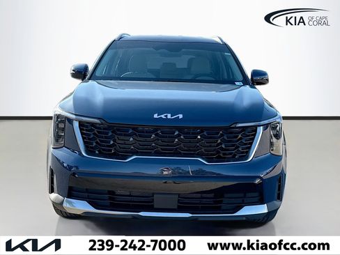 New 2026 Kia Sorento S image 8