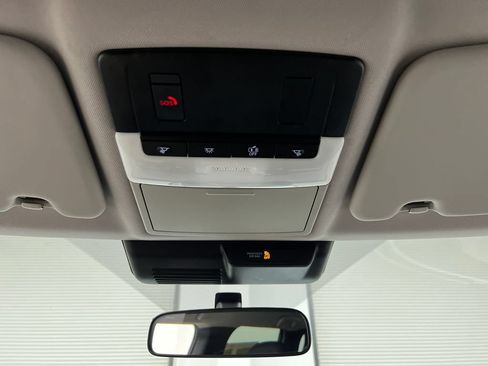 Used 2024 Mitsubishi Outlander SE AWD/4WD image 75