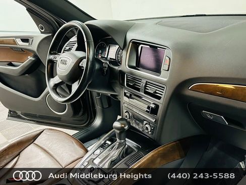 Used 2017 Audi Q5 2.0T Premium Plus w/ Technology Package image 10