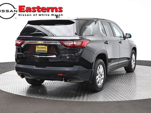 Used 2020 Chevrolet Traverse LS AWD/4WD image 5