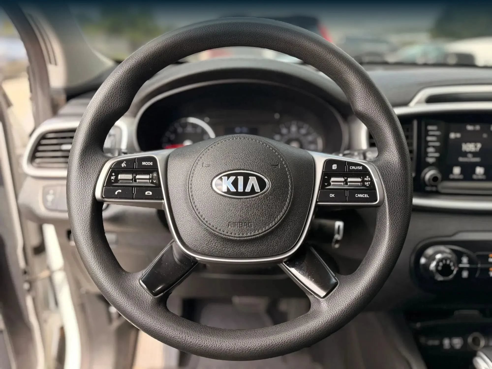 Used 2020 Kia Sorento FWD V6 image 25
