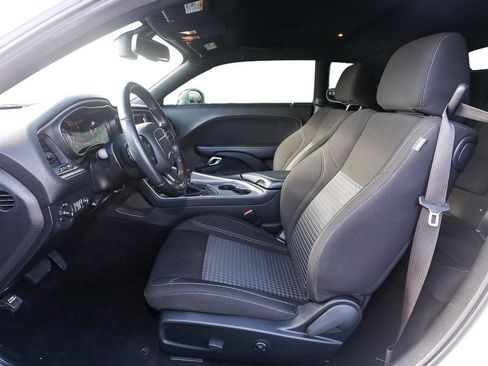 Used 2021 Dodge Challenger SXT w/ Driver Convenience Group image 12